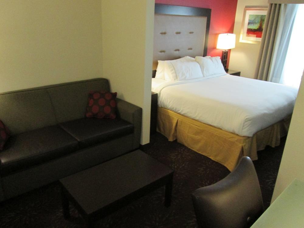 Holiday Inn Express Cloverdale - Greencastle By Ihg Bagian luar foto