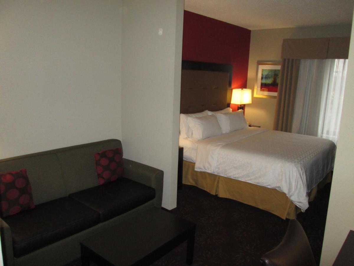 Holiday Inn Express Cloverdale - Greencastle By Ihg Bagian luar foto
