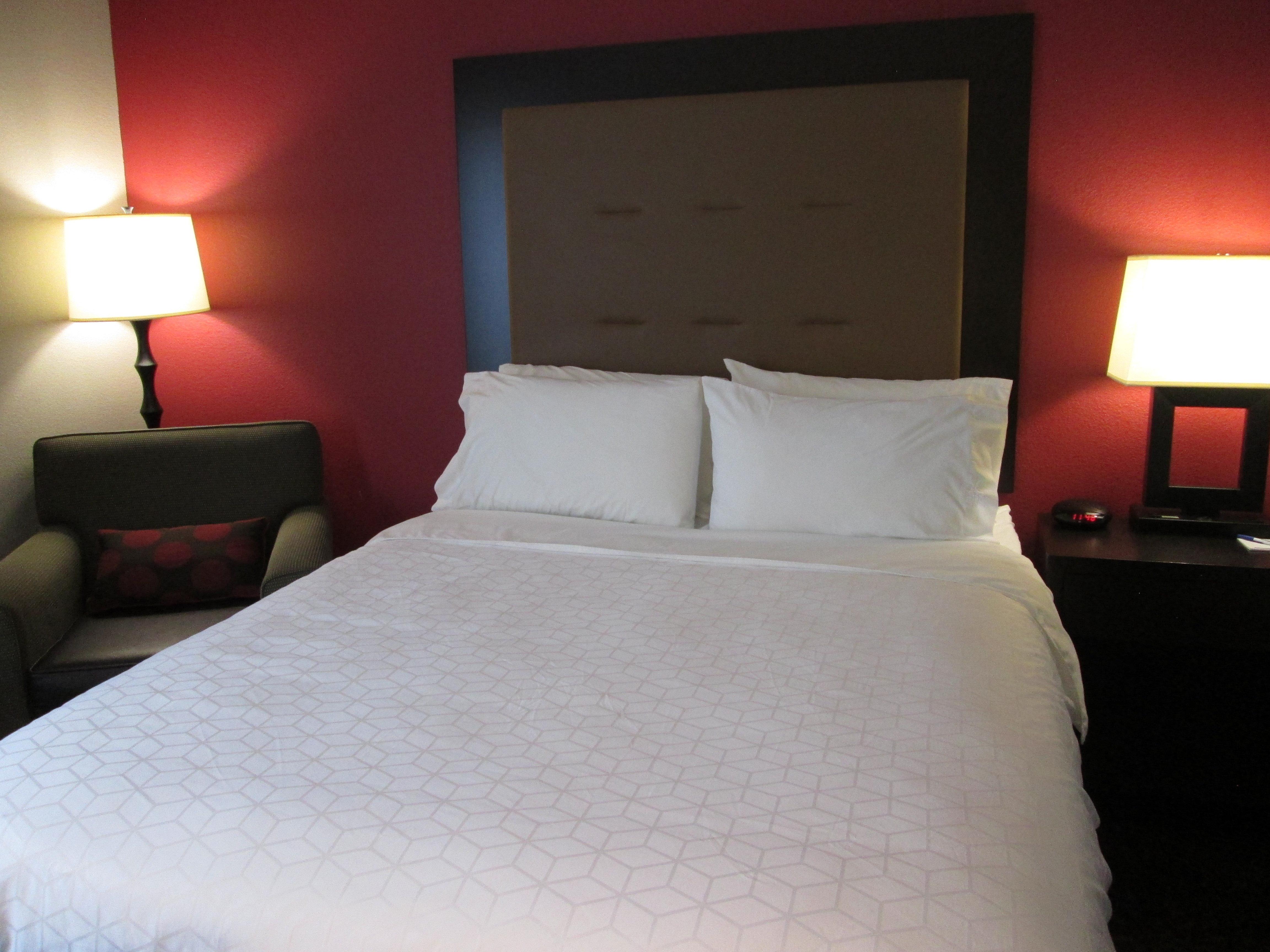 Holiday Inn Express Cloverdale - Greencastle By Ihg Bagian luar foto