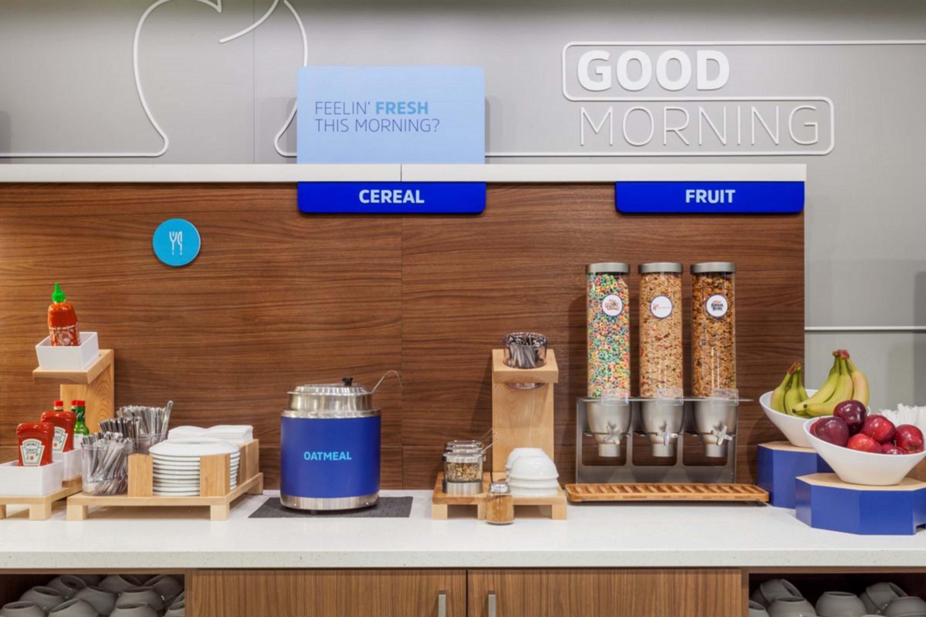 Holiday Inn Express Cloverdale - Greencastle By Ihg Bagian luar foto
